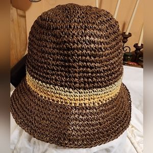 Women's retro Brown, Tan/Green preowned casual Hat